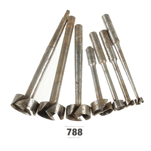 788 - Seven Forstner bits 1/2