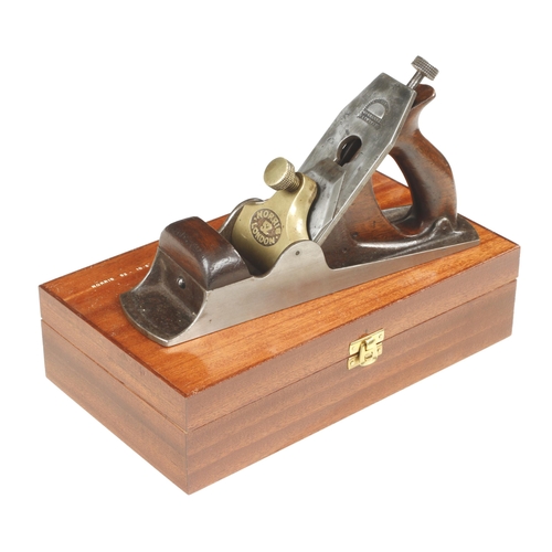 939 - A NORRIS A52 annealed iron smoother with rosewood infill and handle, in custom made mahogany box G++