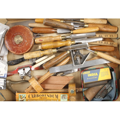 12 - 14 chisels and gouges and other tools G+