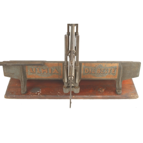 257 - An ULMIA mitre box and saw unusually with extension fences G