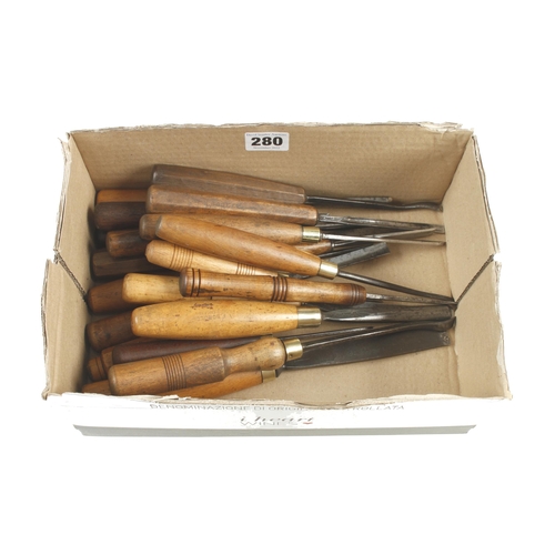 280 - 20 carving tools G+