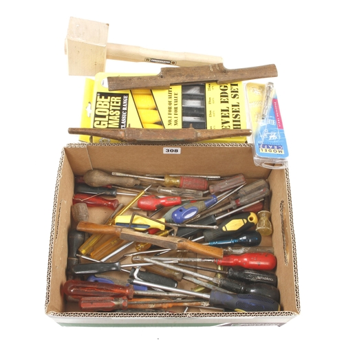 308 - Quantity of old screwdrivers and other tools G