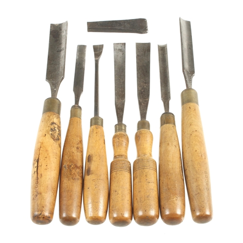 405 - Seven carving tools with boxwood handles with owners name stamp G.Wood G+