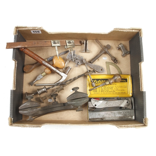 456 - A box of small tools G+