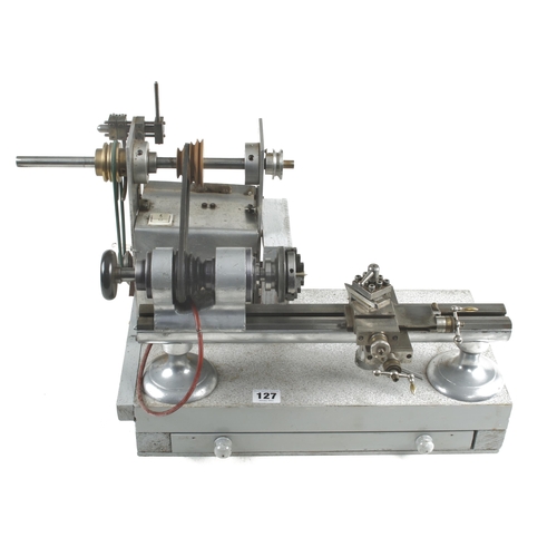 127 - A model maker's small lathe 240v lacks tail stock Pat tested