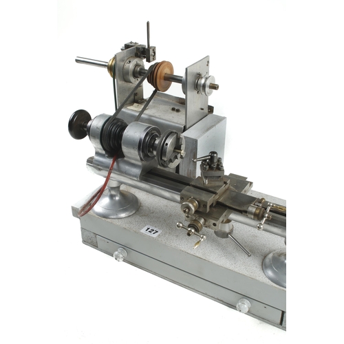 127 - A model maker's small lathe 240v lacks tail stock Pat tested