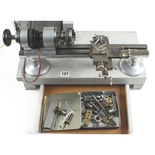 127 - A model maker's small lathe 240v lacks tail stock Pat tested