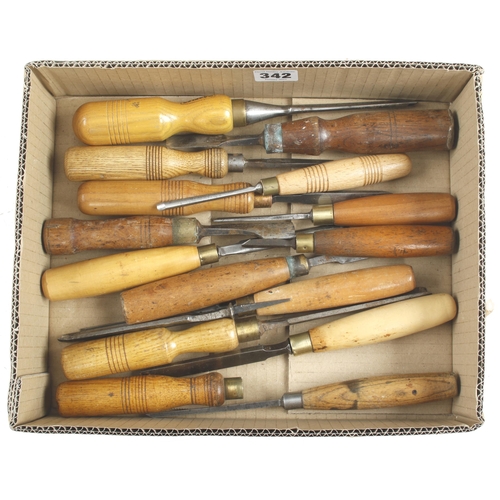 342 - 25 chisels and gouges G