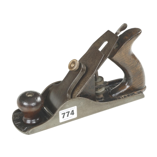 774 - An unusual UNION smoother marked X No 4 with Stanley iron, crack to handle G