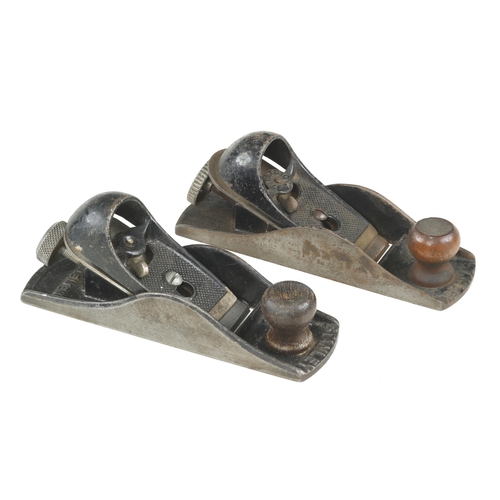 870 - Two STANLEY No 220 block planes G