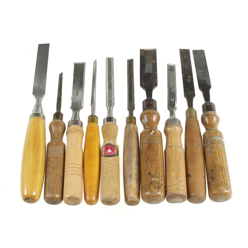 915 - 10 small bevel edge chisels G+