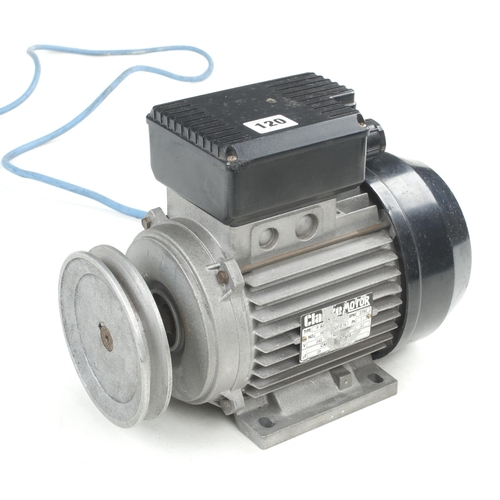 120 - A CLARK 0.75Kw single phase electric motor, Pat tested