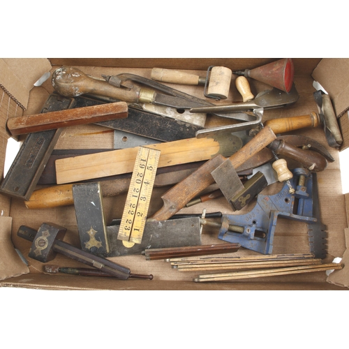 170 - A box of tools G