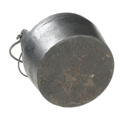 208 - A No 4/0 cast iron glue pot by CANNON G+