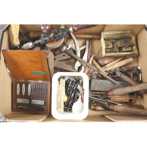 215 - A box of tools G