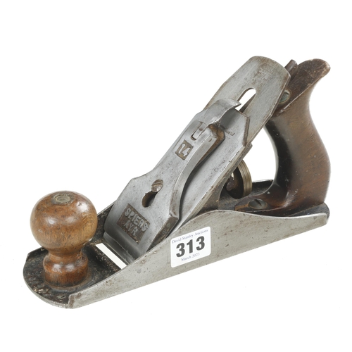 313 - A SPIERS adjustable smoother with Stanley iron, adjuster needs attention G