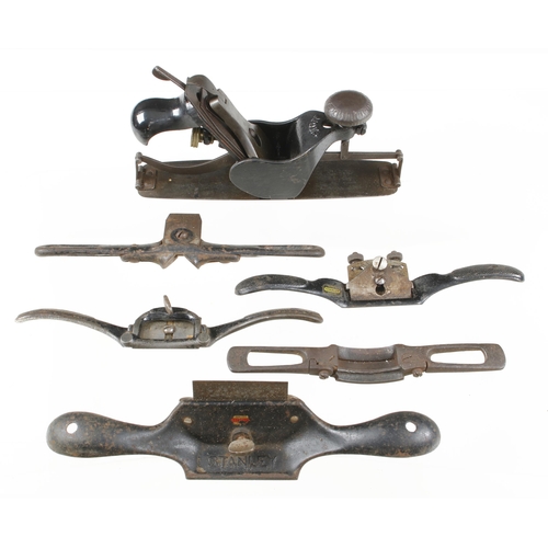 380 - A STANLEY No 113 circular plane, rear handle welded not affecting use and five metal shaves and scra... 