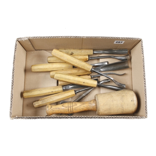 497 - A set of 9 carving tools by RODRIGUES Amsterdam t/w a mallet and a bench screw G++