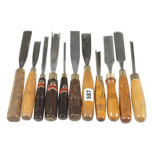 587 - 11 carving tools G++