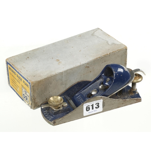 613 - A little used RECORD No 09 1/2 block plane in orig box G+