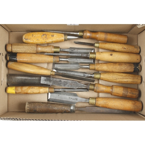 70 - 20 chisels and gouges G+