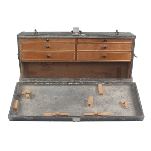 372 - A joiner's large carrying case with 6 drawers 37