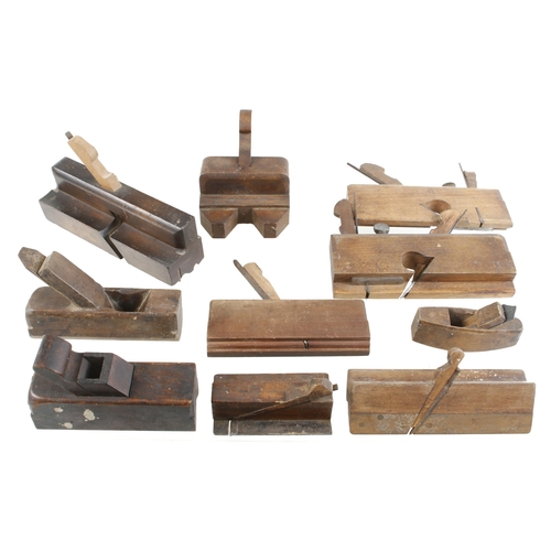 167 - A chamfer plane (lacks iron) two dado planes and 7 others G