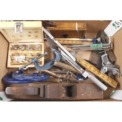 177 - A box of tools G