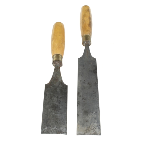 2 - Two large gouges 2