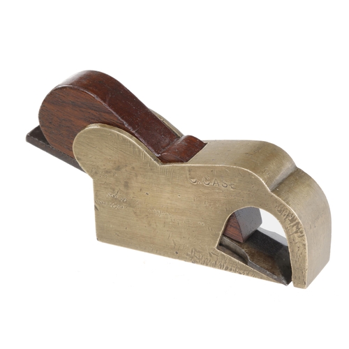 699 - A brass bullnose plane 3 1/2