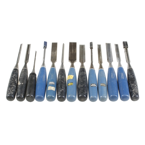 714 - 13 STANLEY chisels with composite handles G