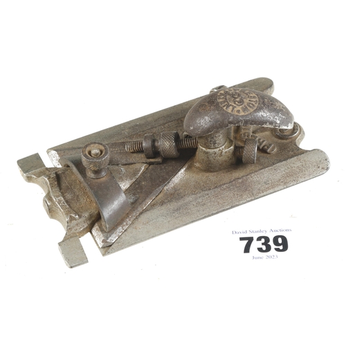 739 - A large size PRESTON L&R side rebate plane, requires a clean G