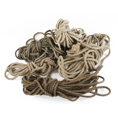 81 - Quantity of vintage rope G