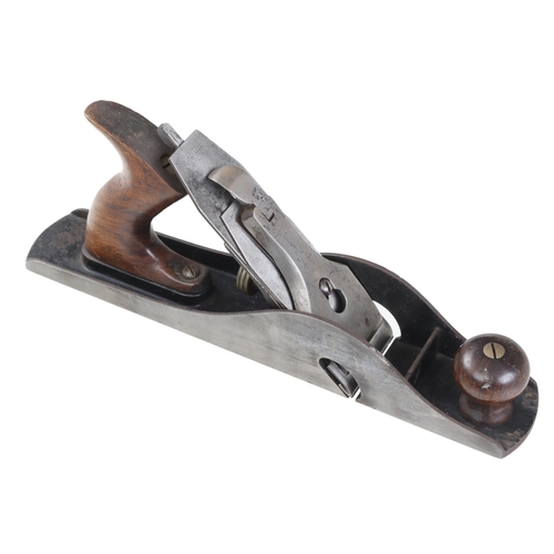 760 - A STANLEY No 10 rebate plane with orig iron G