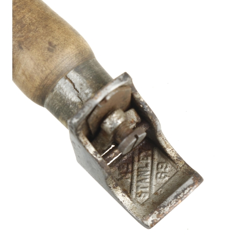 774 - A STANLEY No 69 hand beader with one iron G