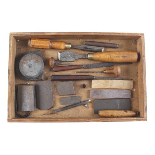 808 - A craftsman's kit of 55 carving tools and sharpening stones in 5 trays in box G+