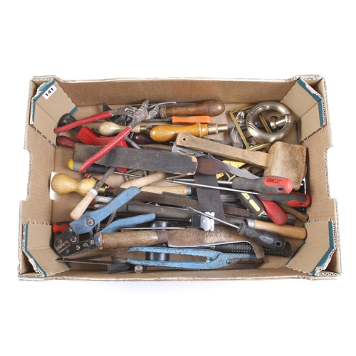 141 - A box of tools G