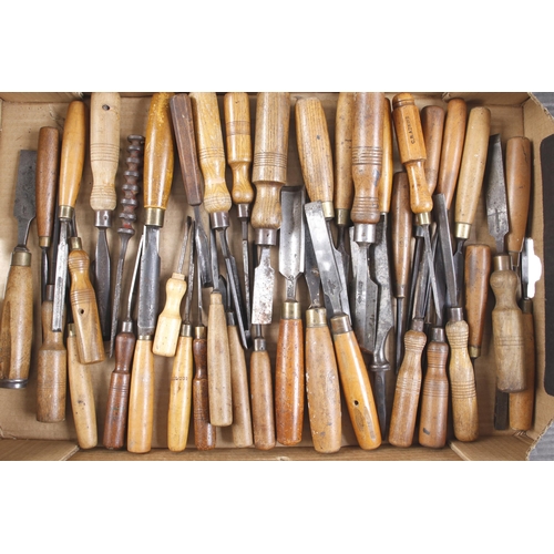 148 - 44 chisels and 20 gouges G+