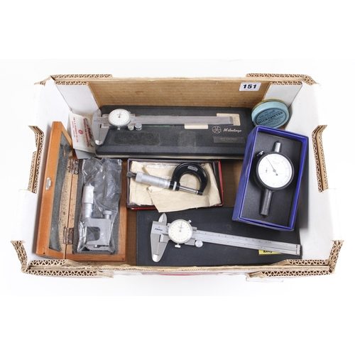 151 - Two calipers, two micrometers and a dial gauge by MITUTOYO, MERCER and STARRETT all in orig boxes G+