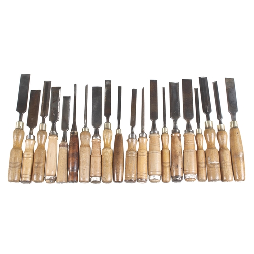 317 - 20 bevel edge chisels G