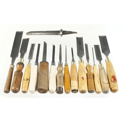 359 - 15 chisels and turning tools G+