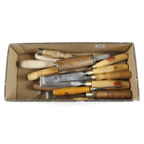 359 - 15 chisels and turning tools G+