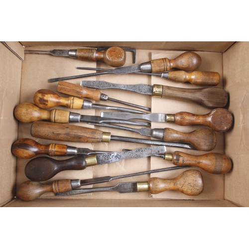 468 - 21 screwdrivers G+