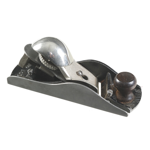 513 - A STANLEY No 140 block plane with removable side G+