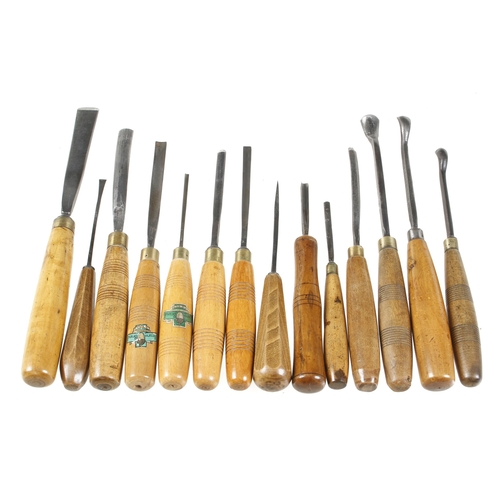 570 - 14 carving tools by TAYLOR G+