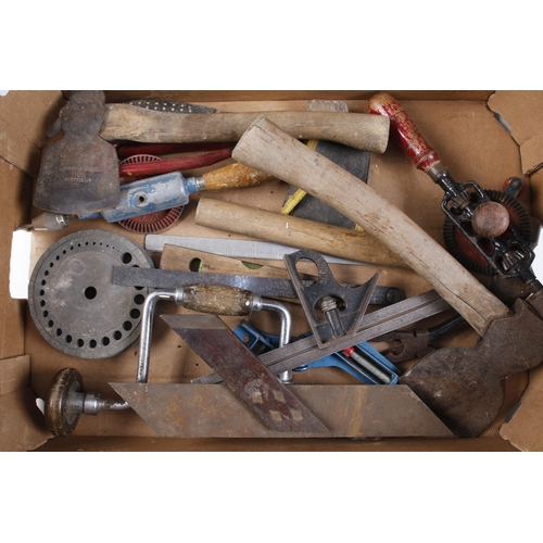 598 - A box of tools G