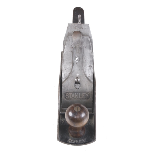 608 - A USA STANLEY No 4 1/2 with SW iron G+