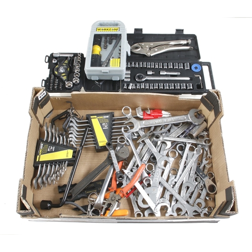 616 - Two small modern socket sets and various spanners F