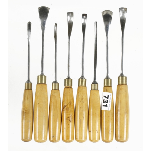 731 - A set of 8 carving tools by ASHLEY ILES with boxwood handles G+