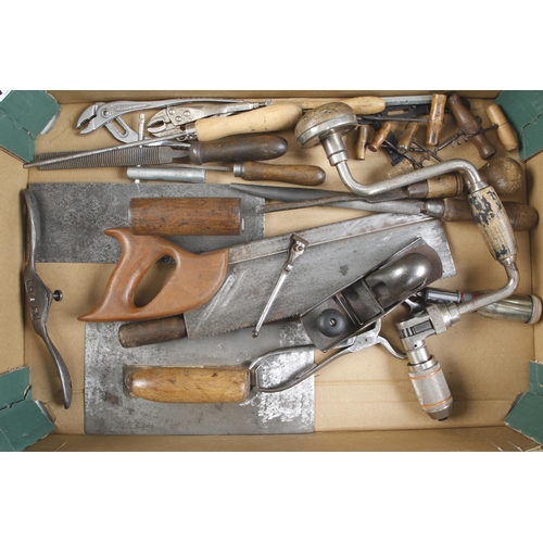 744 - A box of tools G